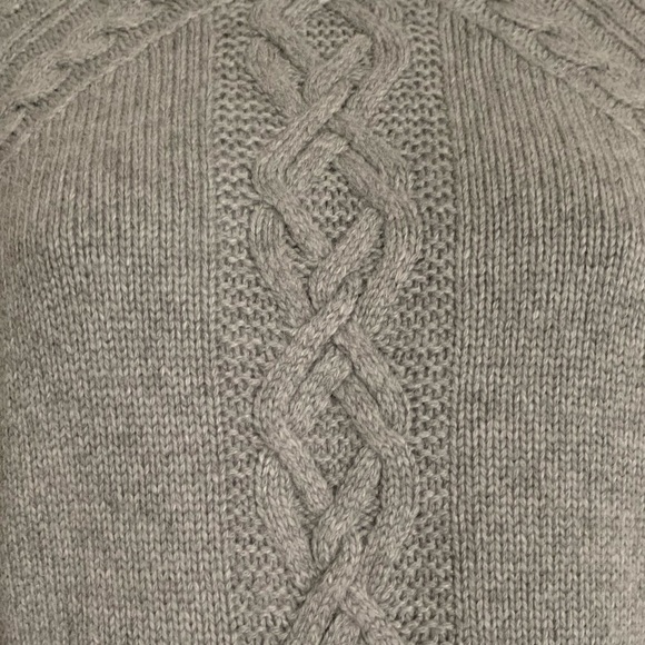 Brooks Brothers Red Fleece Women’s gray Sweater Size Small - Picture 3 of 10